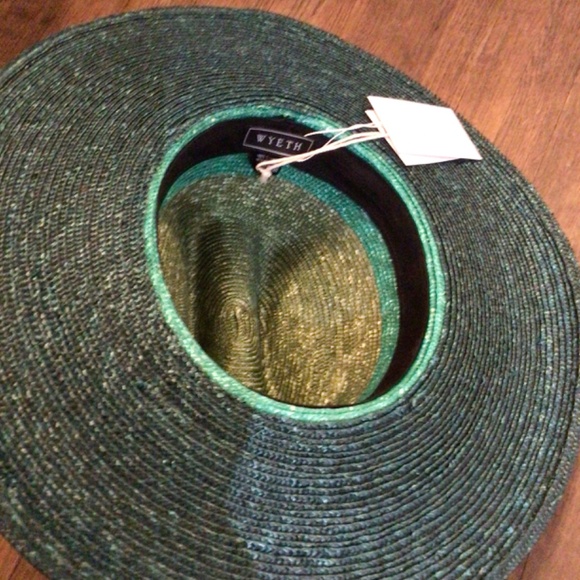 Wyeth striped straw rancher